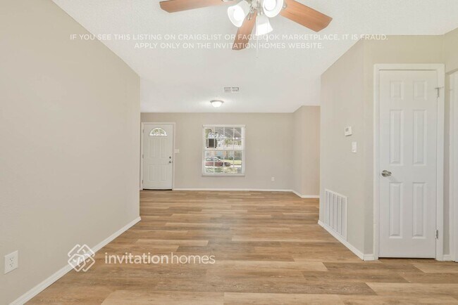 Photo - 4541 Weldon Pl