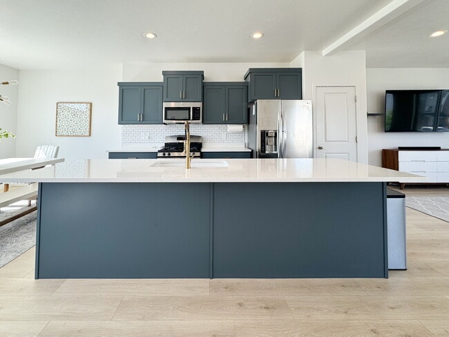 Photo - 457 S Wood Stream Rd