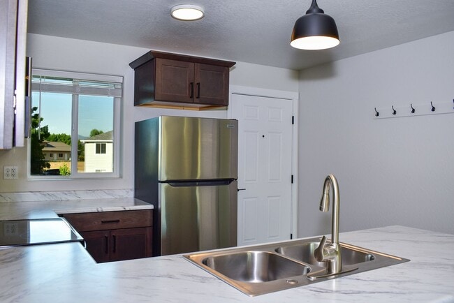 Photo - 1995 Sky Park Dr Unit 1995 Sky Park Dr #5