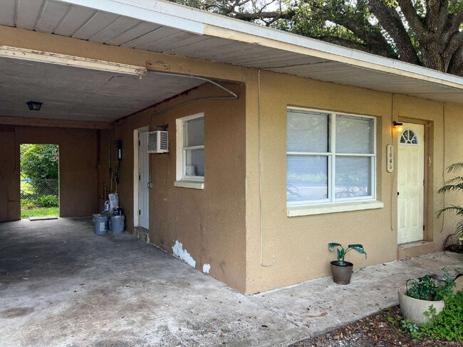 Building Photo - Charming 2BR/1BA in Quiet Alva – Fresh Pai... Rental