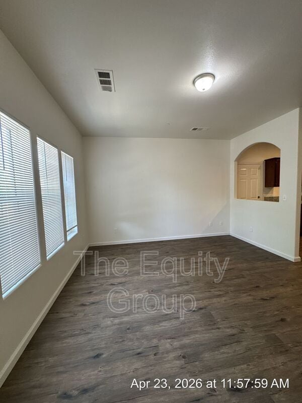 Photo - 3500 Villa St