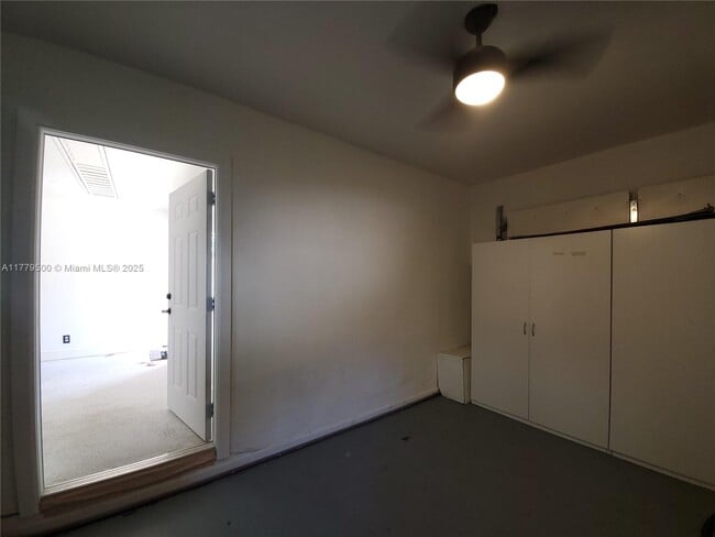 Photo - 2459 Jackson St