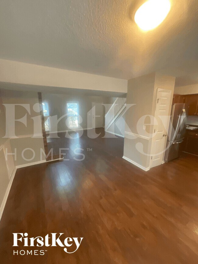 103 Aldrich Pl