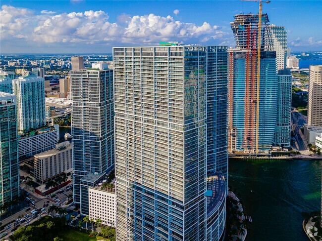 Building Photo - 465 Brickell Ave Unit 3302 Rental