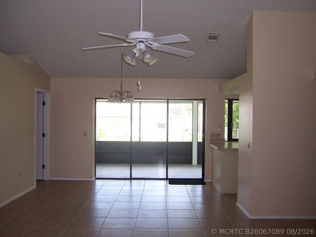 Photo - 2163 SE Shelter Dr