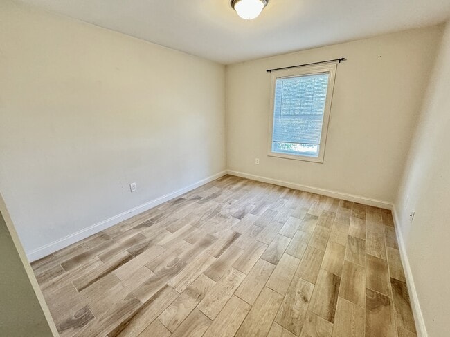 Building Photo - 29 Mount Vernon St Unit 1 Rental
