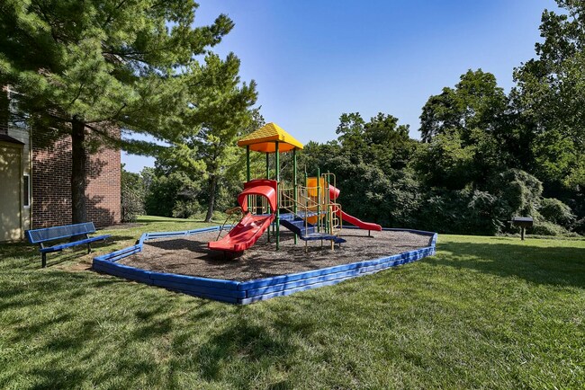 Playground - Willowdale Crossing Apartments