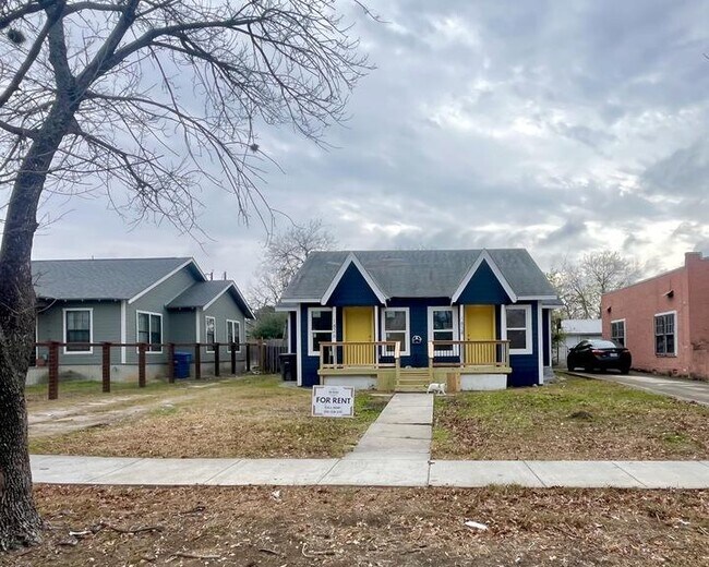 1828 Texas Ave