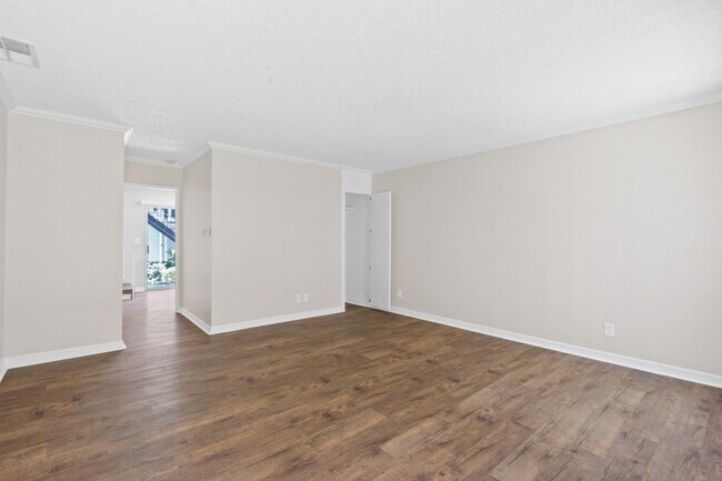 Lakewood Apartments