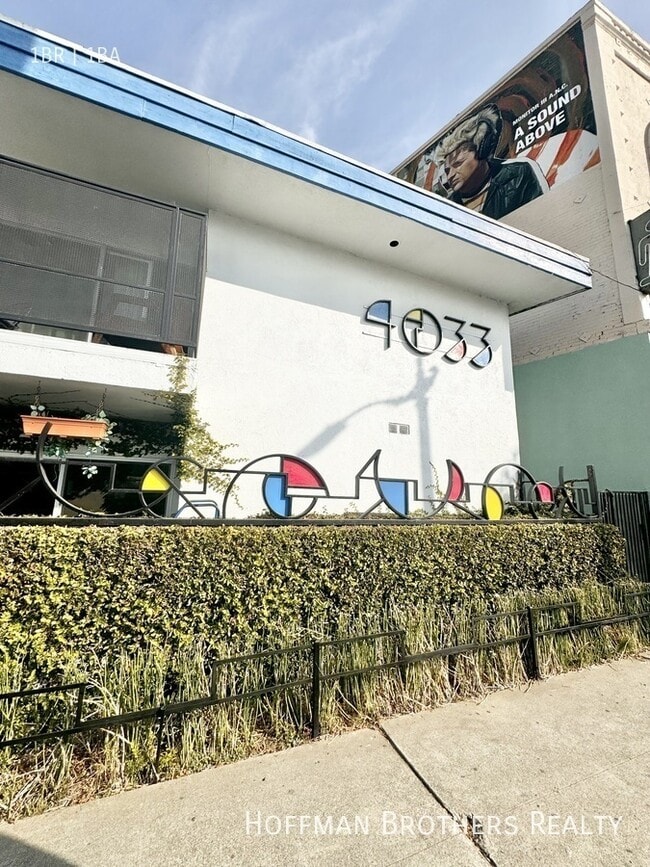 Photo - 4033 Sunset Blvd Unidad 4