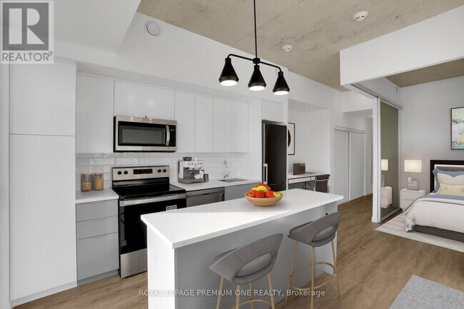 Photo - 7 Erie Ave Unité 607