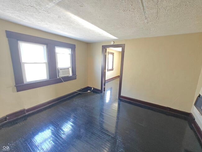 Photo - 202 E Taylor St Unit 3