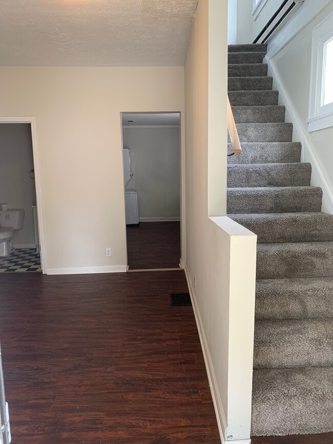 Photo - 536 Euclid Ave