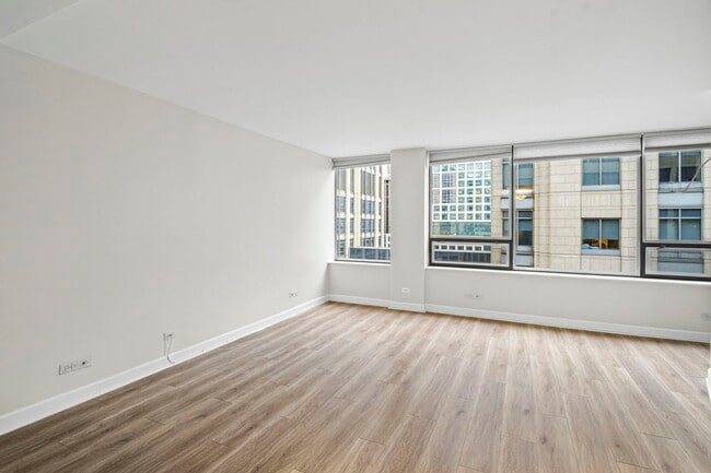 Photo - 233 E Erie St Unit 2203