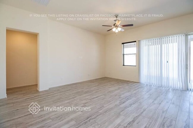 22546 E Tierra Grande