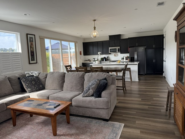 Photo - Gorgeous 4 bed, 2.5 bath in the Rice Ranch Community