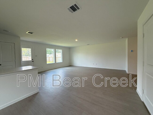 Photo - 25777 John Wayne Dr