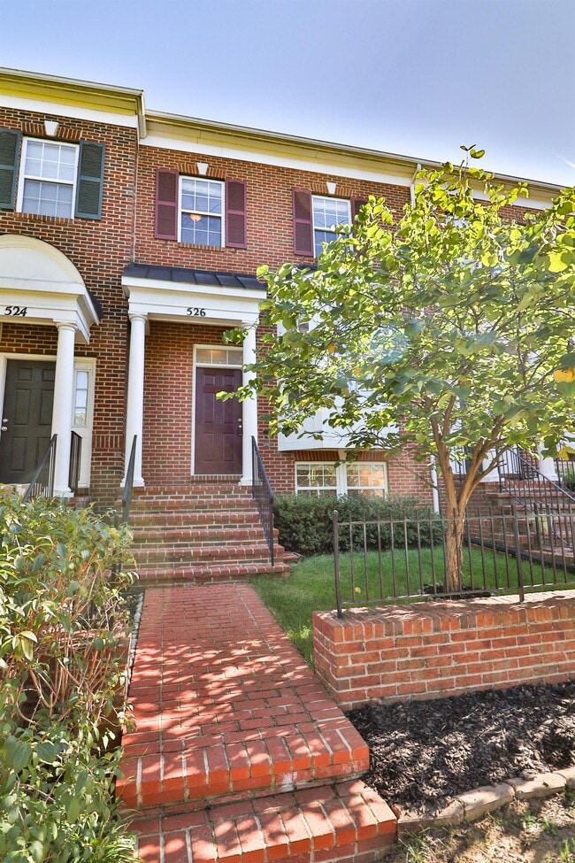 Photo - 526 Redland Blvd