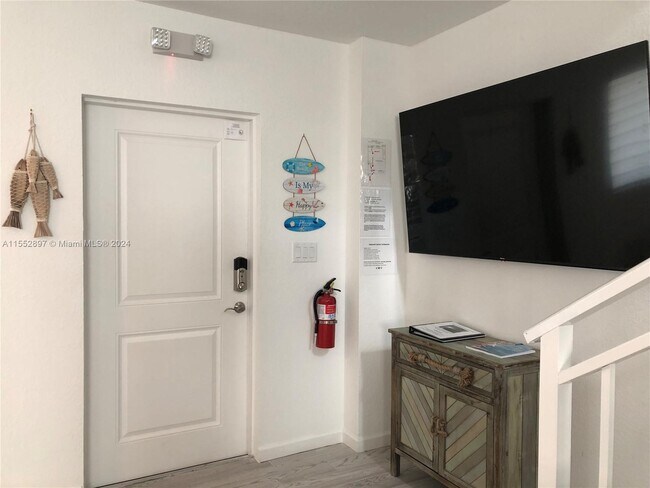 Photo - 10877 Overseas Hwy Unit 38