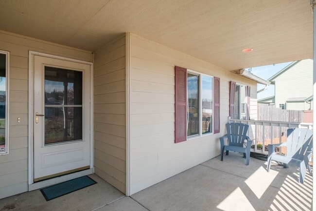 Photo - 5448 Siletz Ln