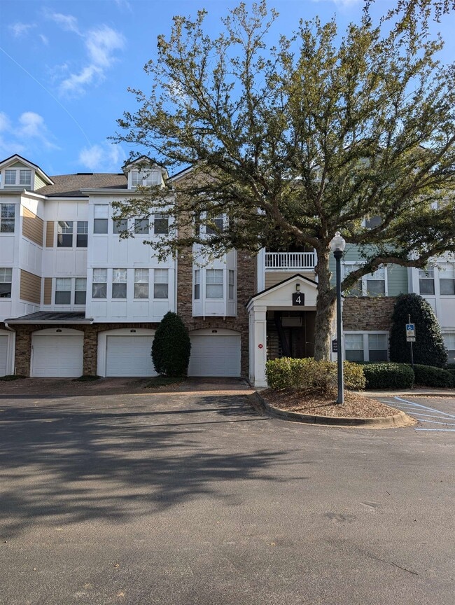 Photo - 2801 Chancellorsville Dr Unidad 428