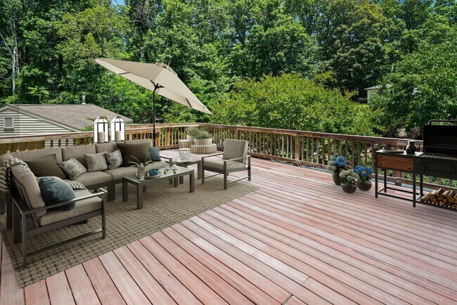 Photo - 7712 Dolly Dr