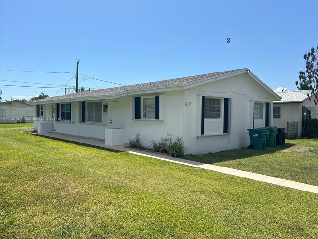 Photo - 25421 SW 107th Ct Apartment Unit 25421