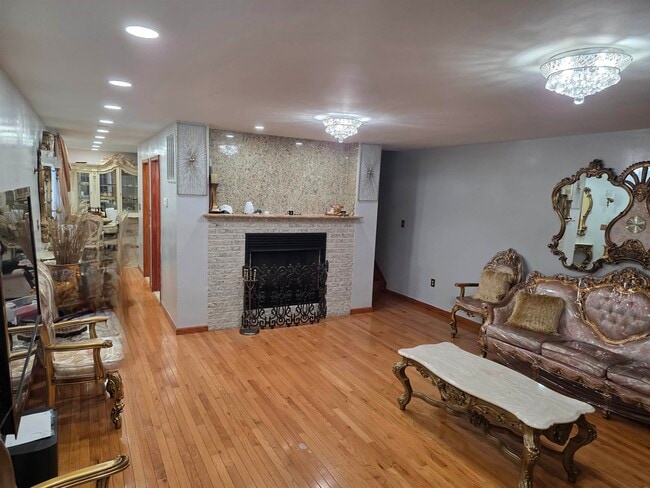 Photo - 7014 Grand Ave