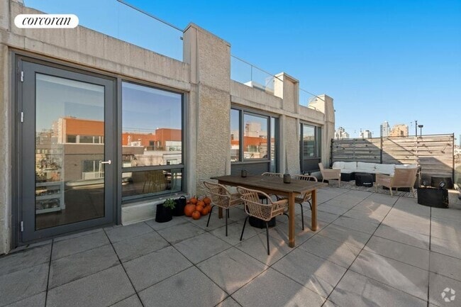 Building Photo - 247 N 7th St Rental