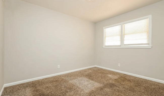 Photo - 3966 Mosley Dr