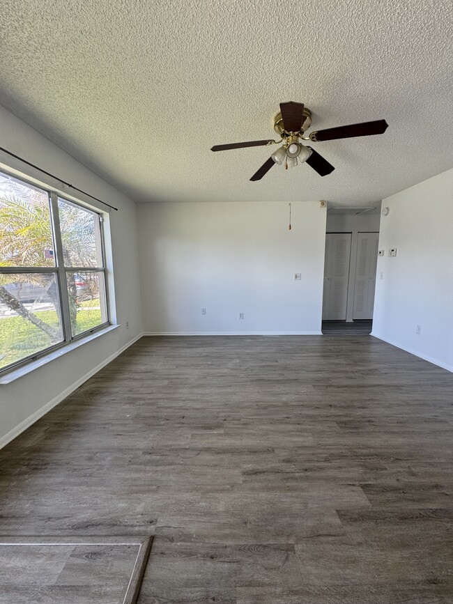 Photo - 37 Las Brisas Way