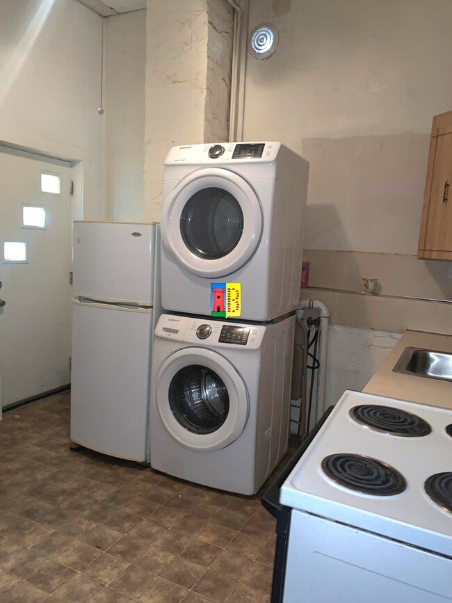 Photo - 28 Orleans St