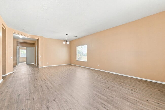 9427 W Monte Vista Rd