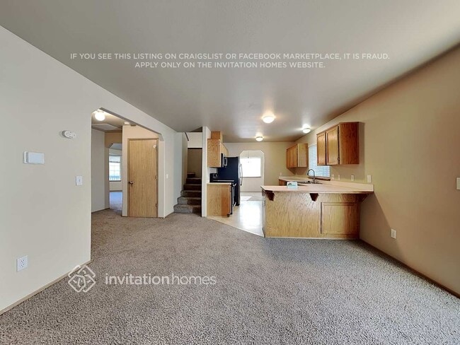 Photo - 14904 Woodland Ave E