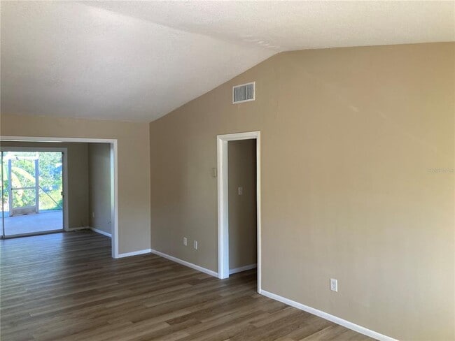 Photo - 1194 Porter Dr