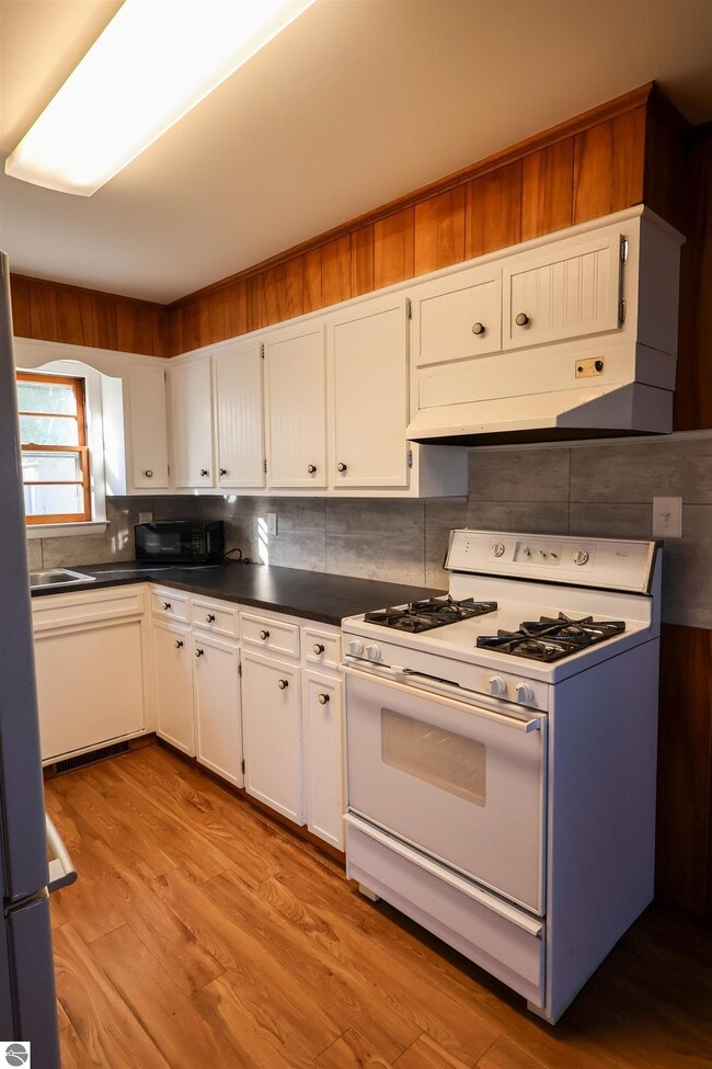 Photo - 1043 Cranberry Pike