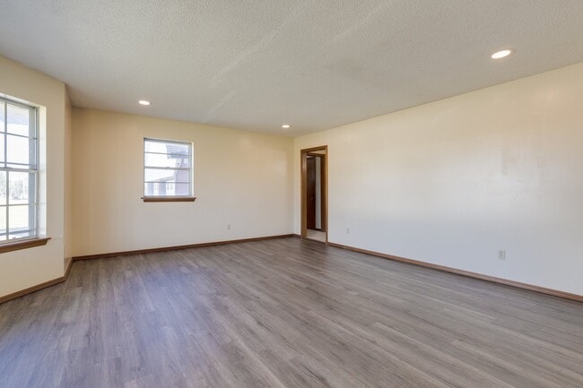 Photo - 2912 N Santa Fe Ave
