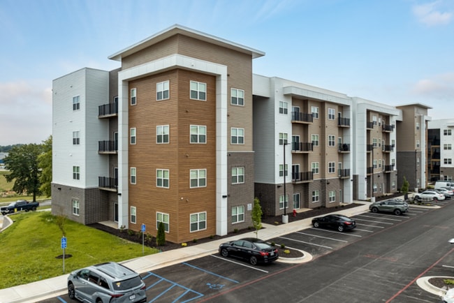 Finley Ridge Apartments