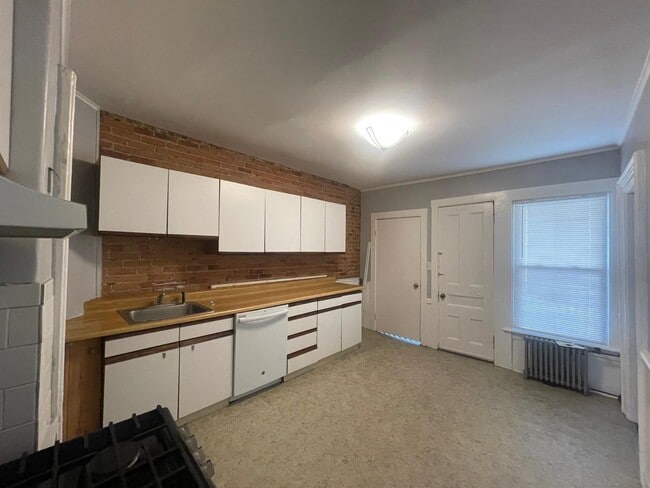 Photo - 57 Summer St Unit 2