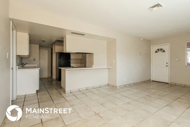 Photo - 5407 W Vernon Ave