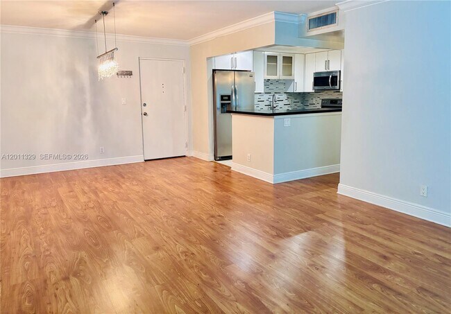Photo - 700 SE 2nd Ave Unit 315