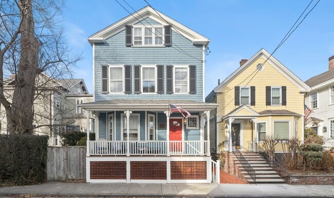 front house - 45 Elm St Unidad 2