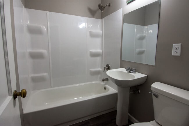 Photo - 2802 S Crawford St