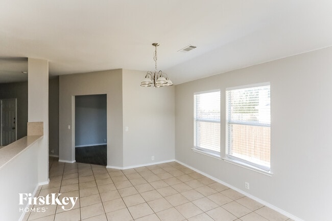 Photo - 203 Bear Trail