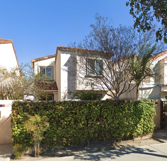 Photo - 1527 E Gage Ave Casa