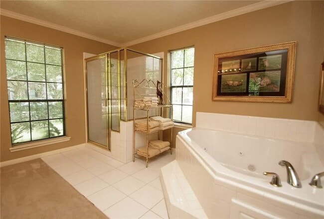 Photo - 2827 Lake Colony Dr