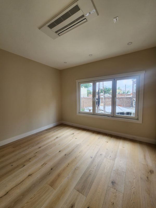 Photo - 14 Hausman St
