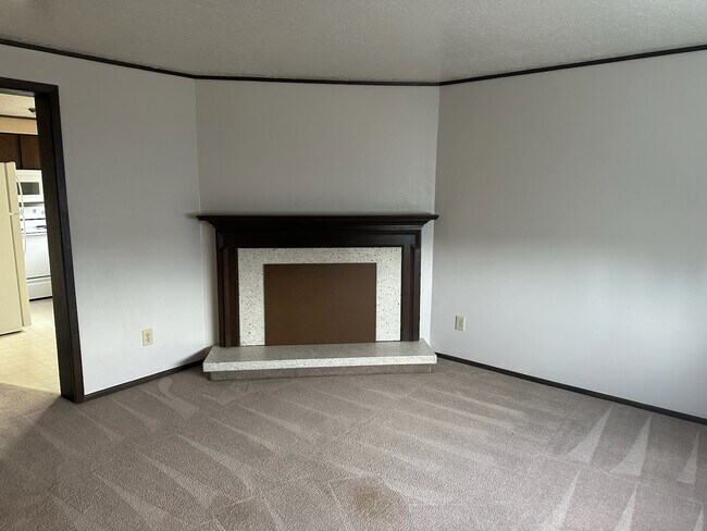 Photo - 711 Miller Ct Unidad #A