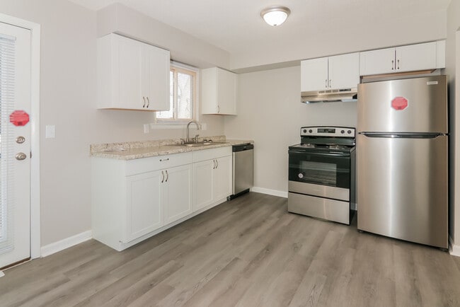 Photo - Inviting 4-Bedroom Home in Columbus, OH