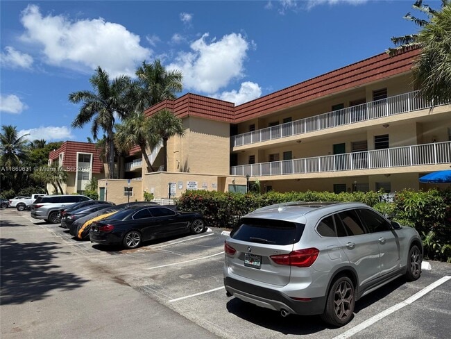 Building Photo - 1300 Moffett St Unit 308 Rental